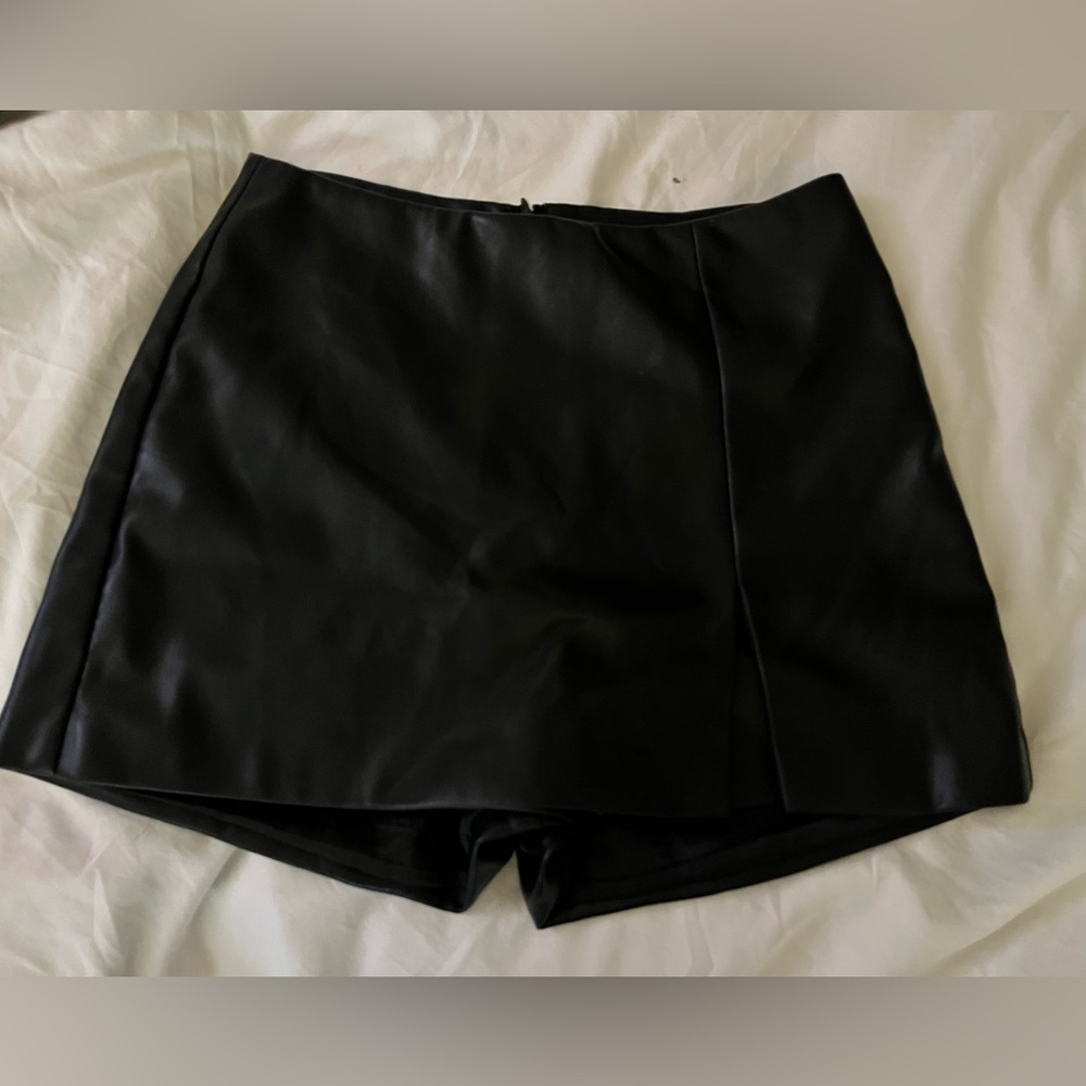 7 For All Mankind Black Skort